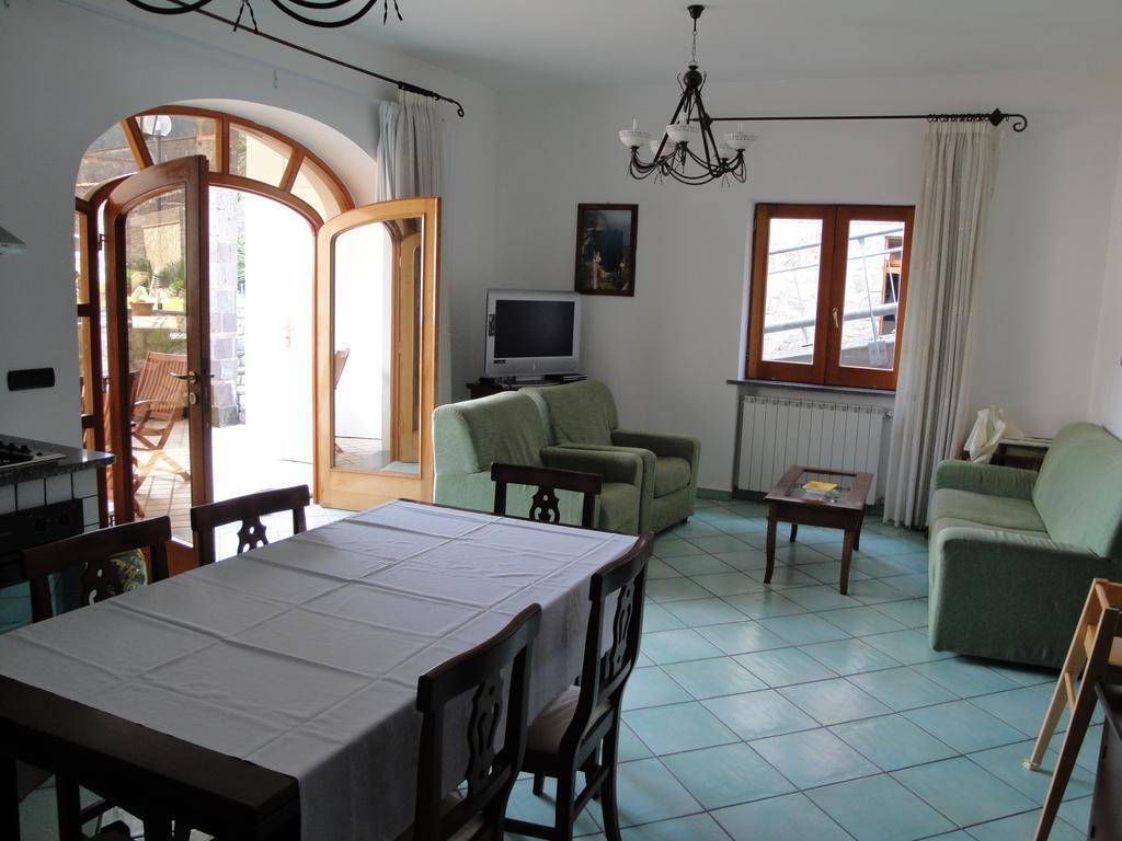 Olga'S Residence Relais Nerano Chambre photo