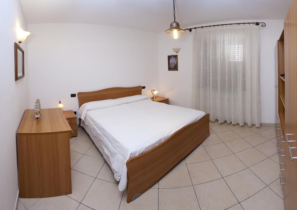 Olga'S Residence Relais Nerano Chambre photo