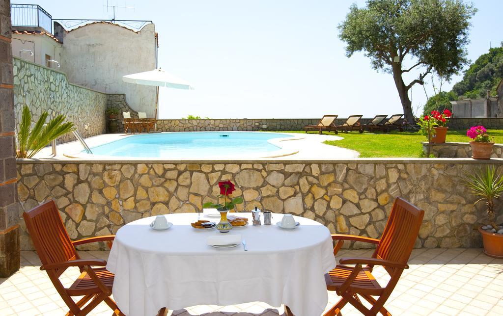 Olga'S Residence Relais Nerano Chambre photo
