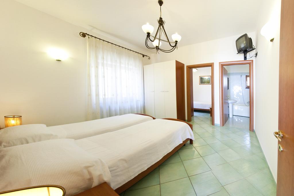 Olga'S Residence Relais Nerano Chambre photo